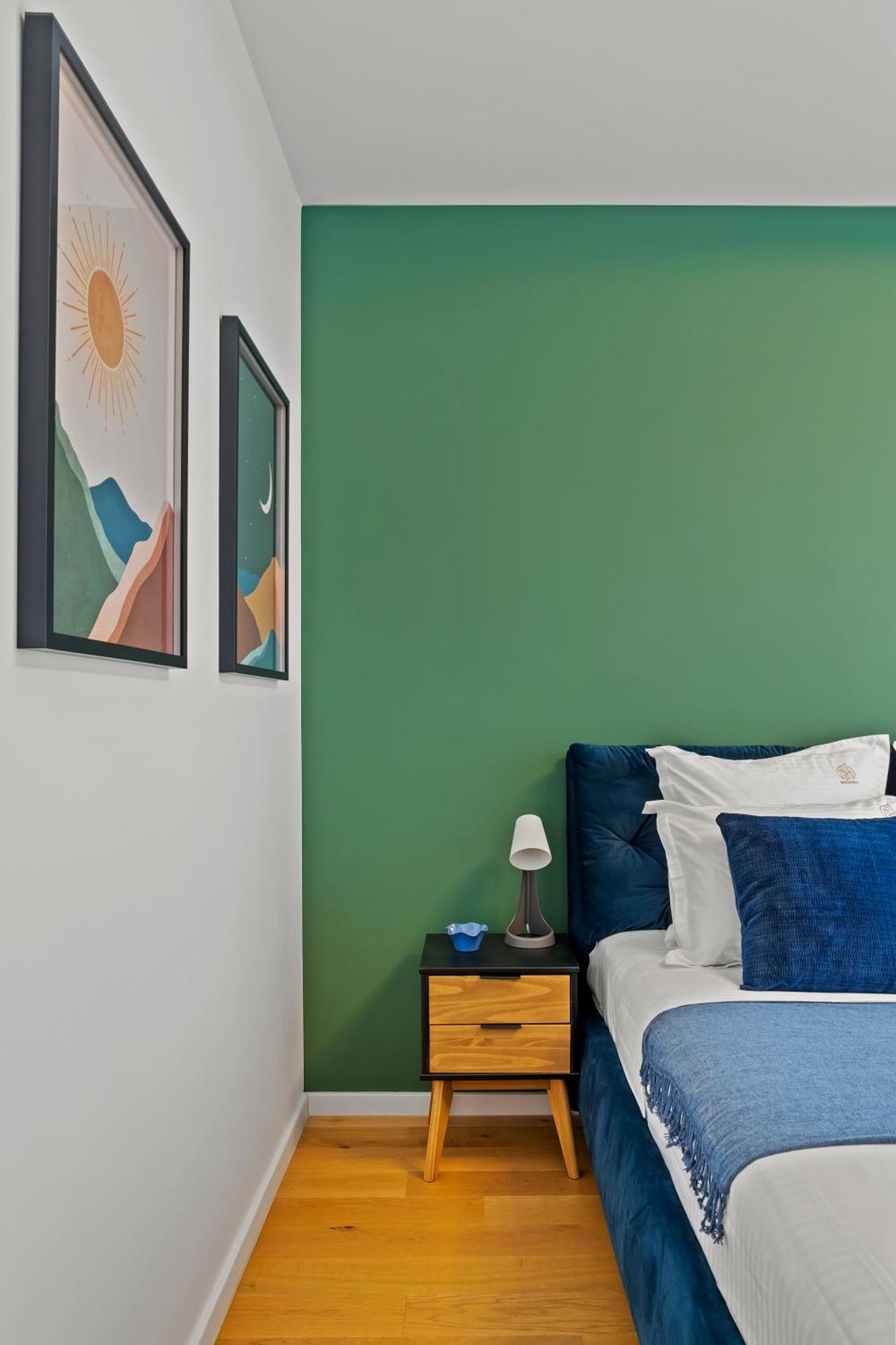 Mido Aviatie Park Apartments With Private Parking & Self Check-In Bucharest Room photo