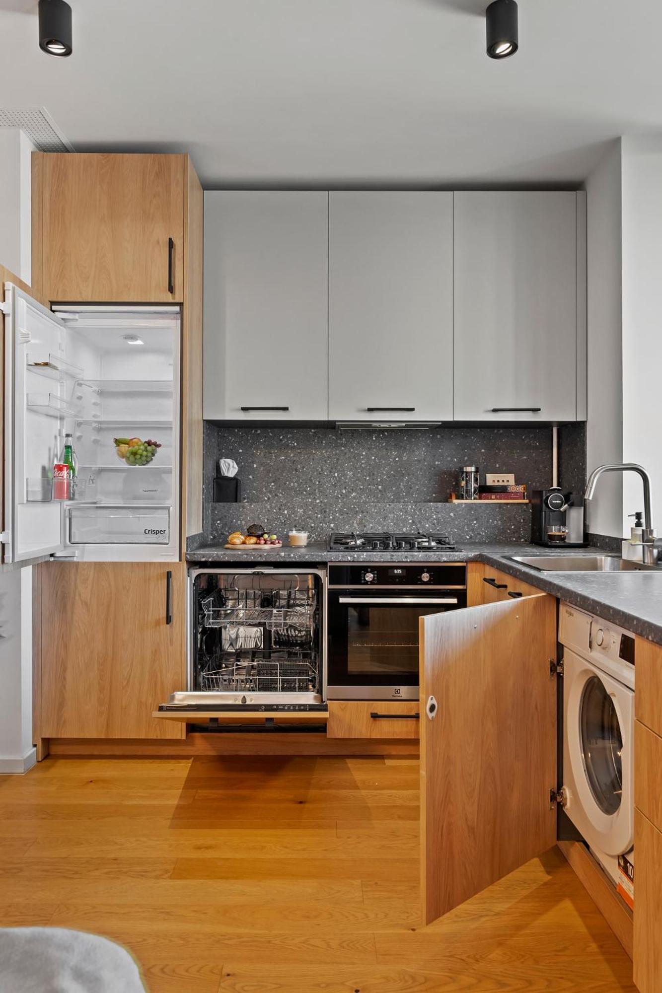 Mido Aviatie Park Apartments With Private Parking & Self Check-In Bucharest Exterior photo